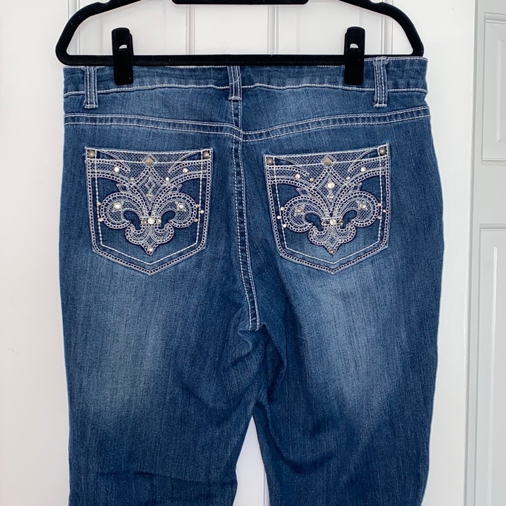 Embellished mid rise jeans